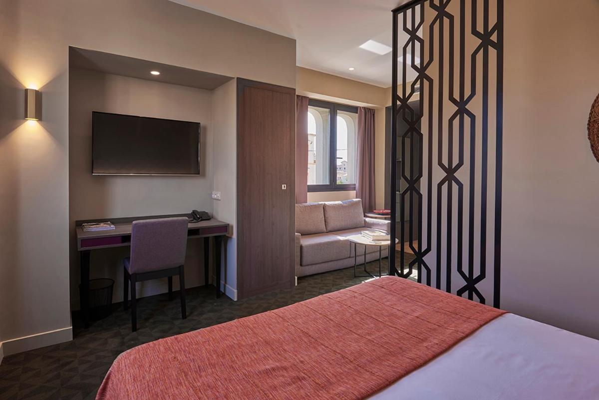 M Suite Hotel Algiers Bagian luar foto